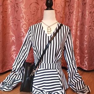 🖤 Black & White Striped Statement Top 🖤